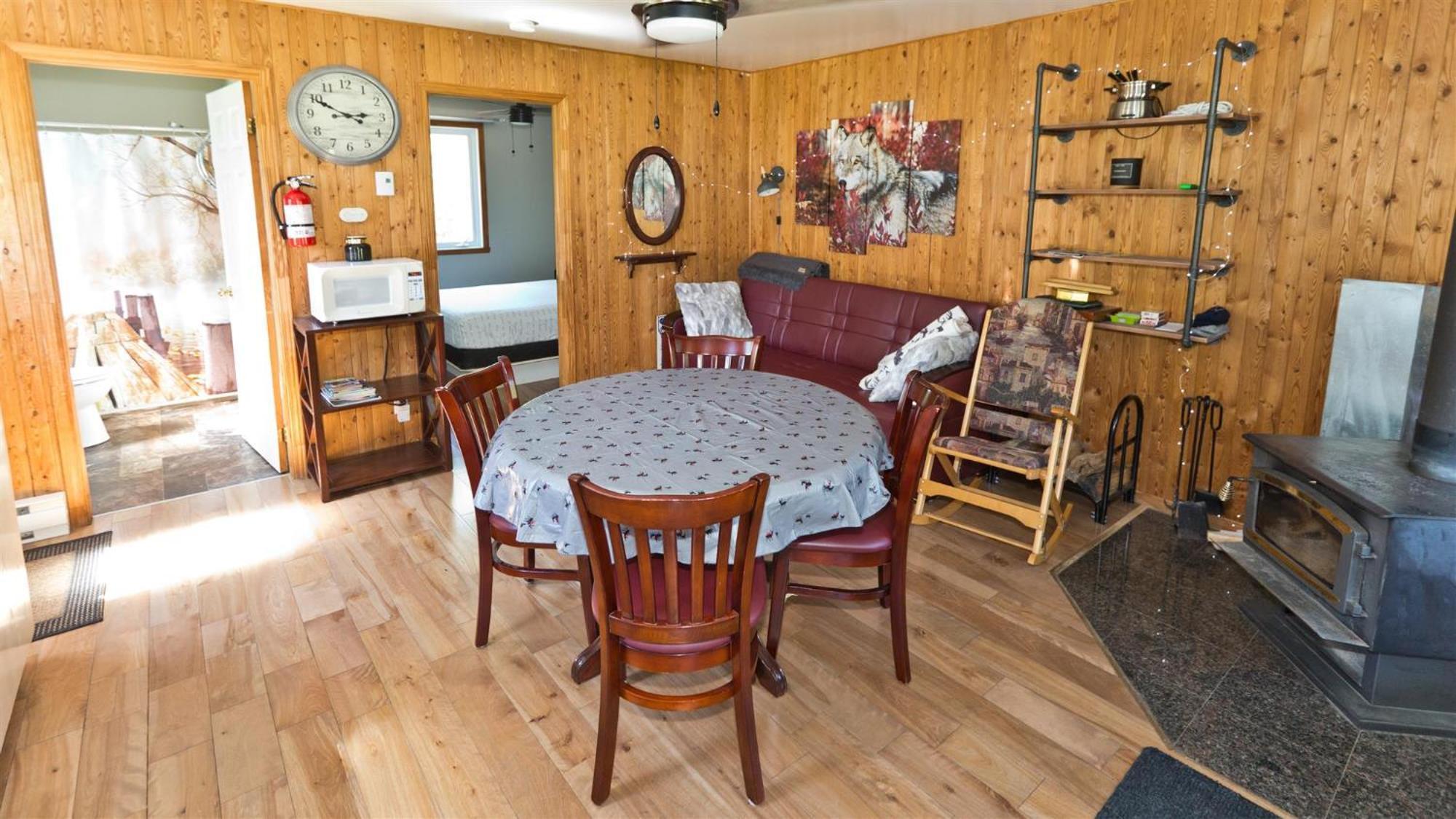 Camping Chalets Spas Pignons Rouges Saint Romain Eksteriør billede